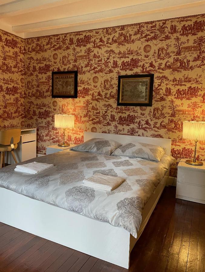 Le Manoir De Laferte-Sur-Aube Hotell Exteriör bild